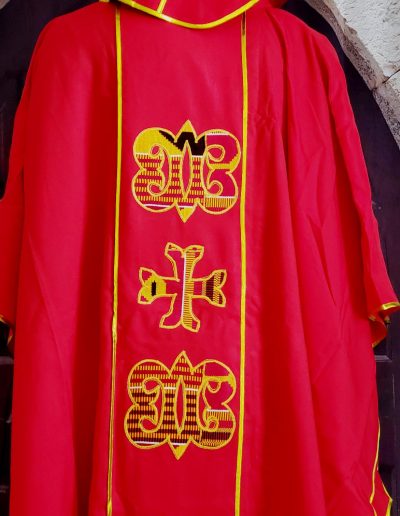 CHASUBLE RED BACK 1