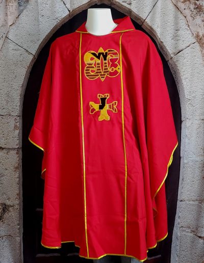 CHASUBLE RED BACK