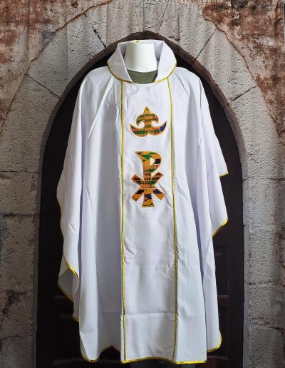 CHASUBLE WHITE FRONT 1